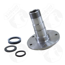 Load image into Gallery viewer, Yukon Gear Replacement Front Spindle For Dana 60 / 92-98 Ford F350 - eliteracefab.com