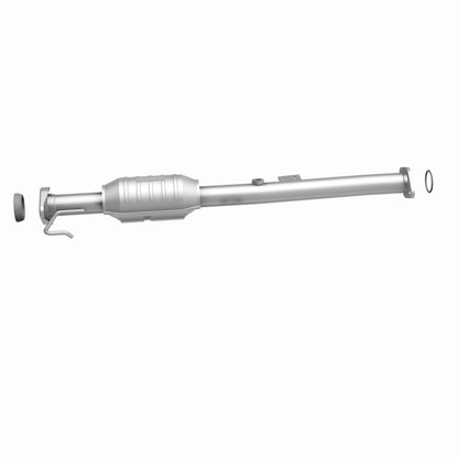 MagnaFlow 99-03 Chevrolet Tracker / Suzuki Vitara 1.6L/2.0L Direct-Fit Catalytic Converter Magnaflow