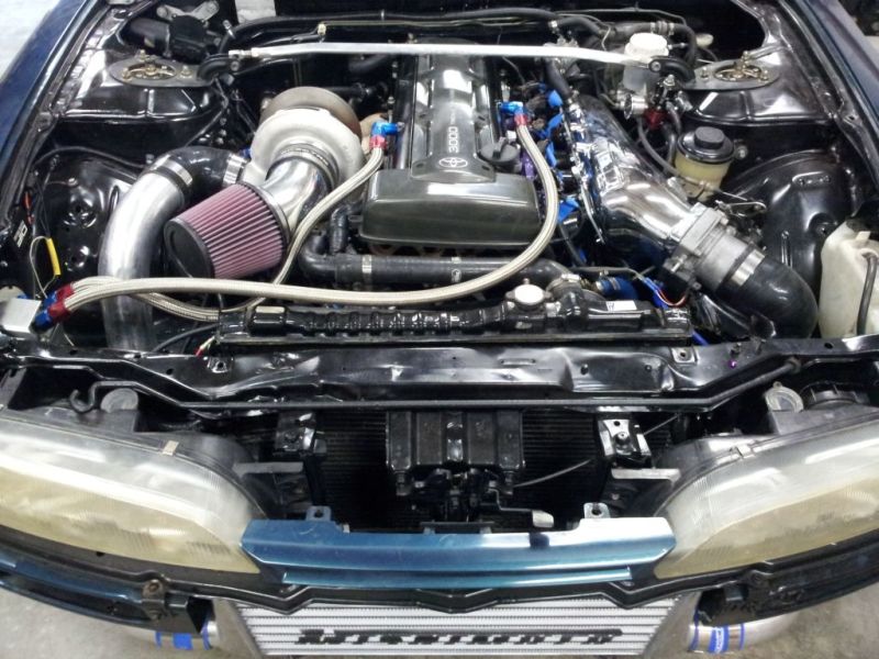 Mishimoto Universal Silver R Line Intercooler Overall Size: 31x12x4 Core Size: 24x12x4 Inlet / Outle - eliteracefab.com