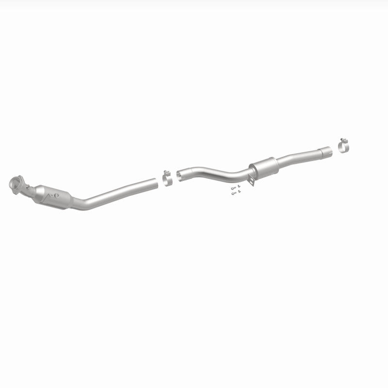 Magnaflow Conv DF 2013-2017 SL550 V8 4.6 OEM Underbody