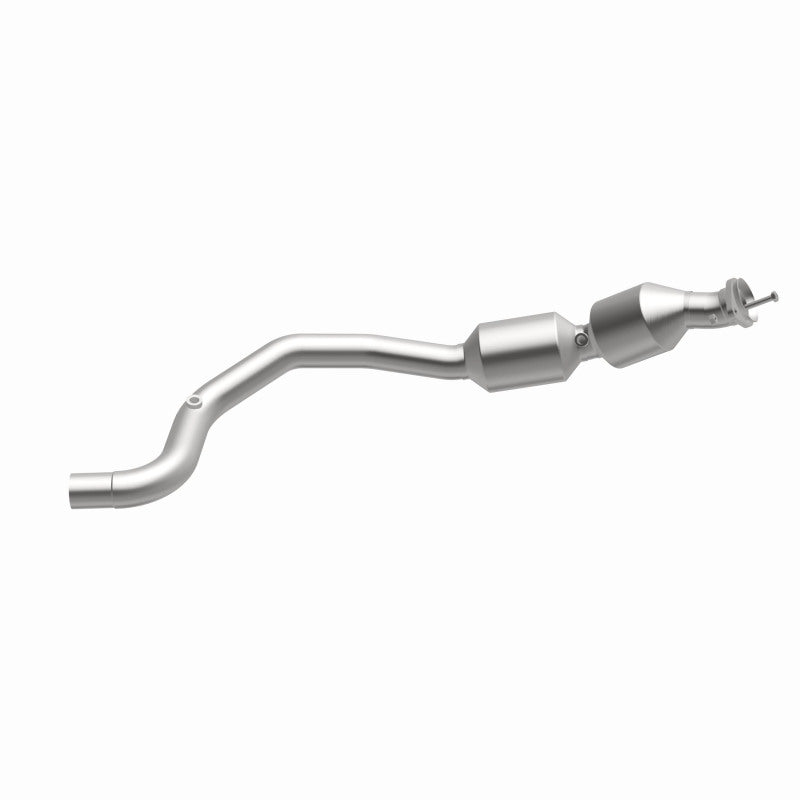 MagnaFlow 13-17 Range Rover V8 5 OEM Underbody Direct Fit EPA Compliant Catalytic Converter Magnaflow