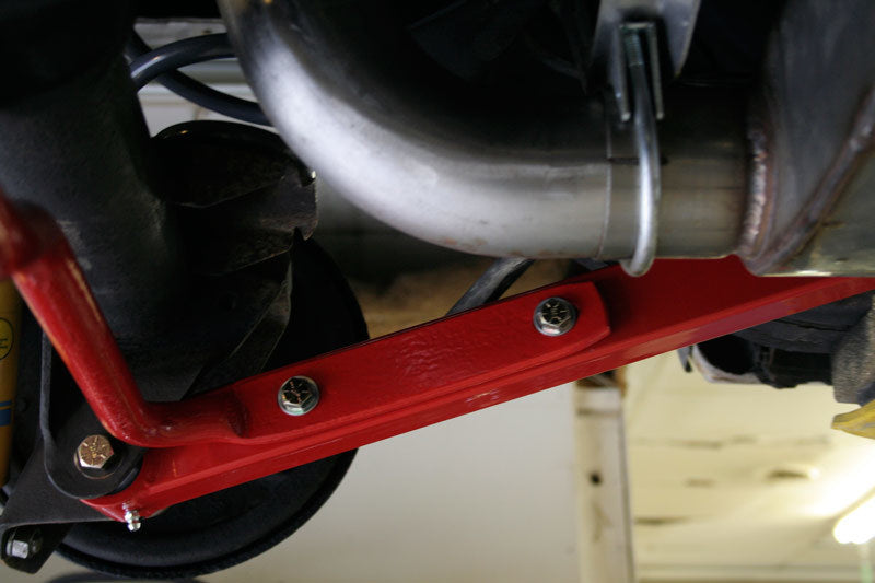 UMI Performance 64-72 GM A-Body 1in Solid CrMo Rear Sway Bar - eliteracefab.com