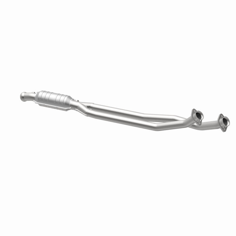 MagnaFlow Conv Volvo 6.5X4 2/2.5 Magnaflow