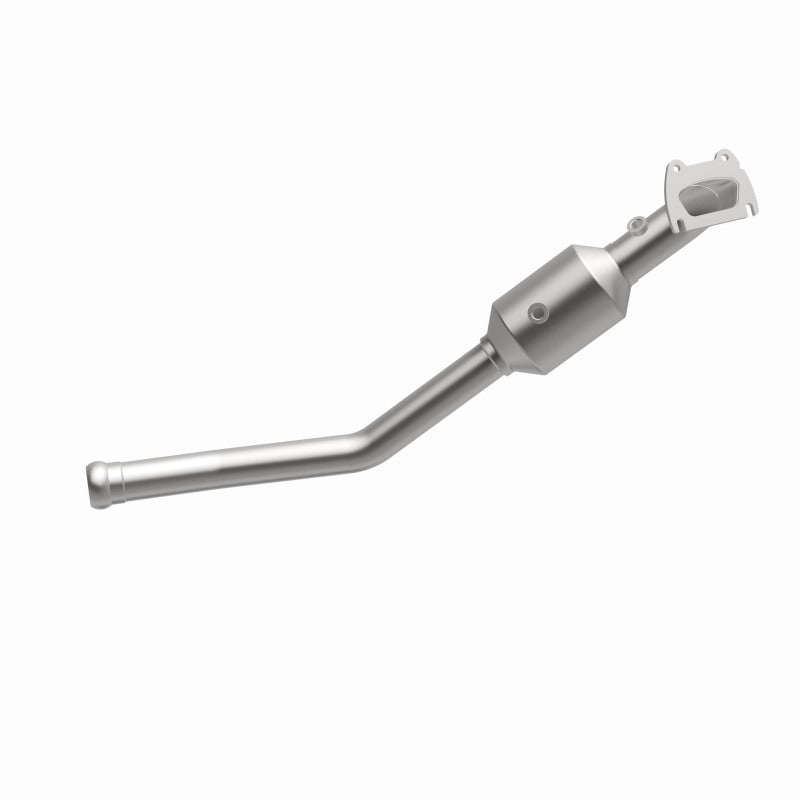 Magnaflow 13-15 Dodge Durango V6 3.6L OEM Grade / EPA Compliant Direct-Fit Catalytic Converter Magnaflow