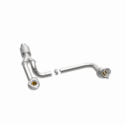 MagnaFlow Conv Direct Fit 14-16 GMC Sierra 1500 V6 4.3L - eliteracefab.com