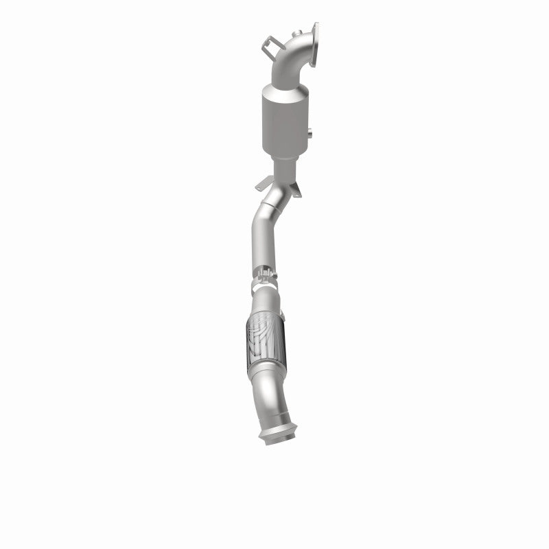 Magnaflow Conv DF 2014-2017 CLA250 L4 2 OEM Underbody Magnaflow