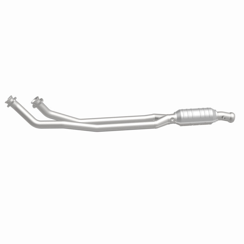 MagnaFlow Conv Volvo 6.5X4 2/2.5 Magnaflow