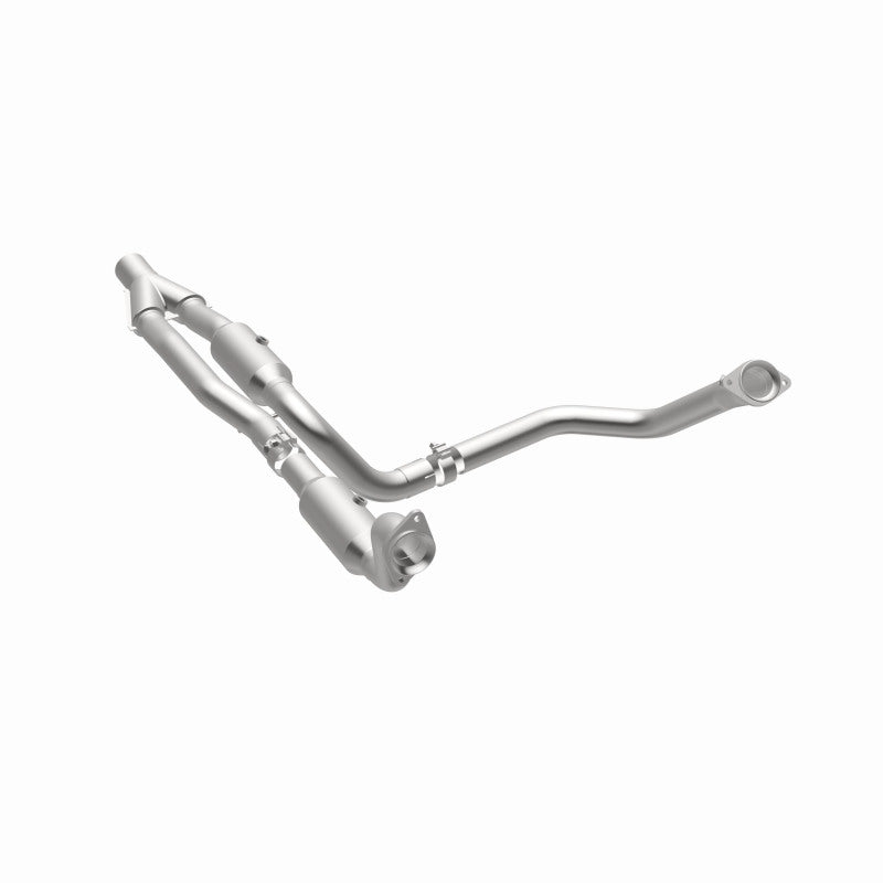 MagnaFlow 2012 Ram 1500 Tradesman HD V8 5.7L OEM Underbody Direct-Fit Catalytic Converter Magnaflow