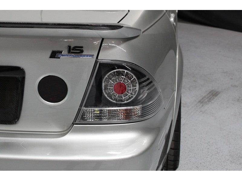 Spyder Lexus IS 300 01-05 LED Tail Lights Black ALT-YD-LIS300-LED-BK - eliteracefab.com