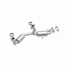 Load image into Gallery viewer, MagnaFlow Conv DF 94-95 Ford Taurus/Sable 3.0