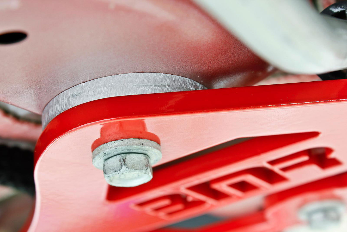 BMR CAMARO DRIVESHAFT TUNNEL BRACE STEEL RED; 2016-2018 - eliteracefab.com