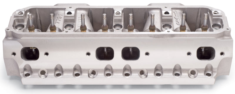 Edelbrock Big-Block Chrysler Victor B/Rb Heads w/ Valves