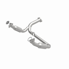 Load image into Gallery viewer, MagnaFlow Conv DF 07-09 Chevy/GMC Silverado/Suburban/Sierra/Tahoe/Yukon - eliteracefab.com