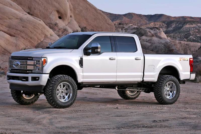 Fabtech 17-21 Ford F250/F350 4WD Diesel 6in 4Link Sys w/Coils & Perf Shks - eliteracefab.com