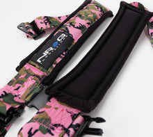 Load image into Gallery viewer, NRG SFI 16.1 5pt 3in. Seat Belt Harness/ Latch Link - Pink Camo - SBH-5PCPKCAMO-1221