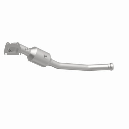 MagnaFlow Converter Direct Fit 13-18 Dodge Durango 3.6L V6 / 13-18 Jeep Grand Cherokee 3.6L V6 Magnaflow