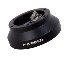 Load image into Gallery viewer, NRG Short Steering Wheel Adaptor Hub Ford Mustang 69-73 | Hummer H1 94-04 - eliteracefab.com