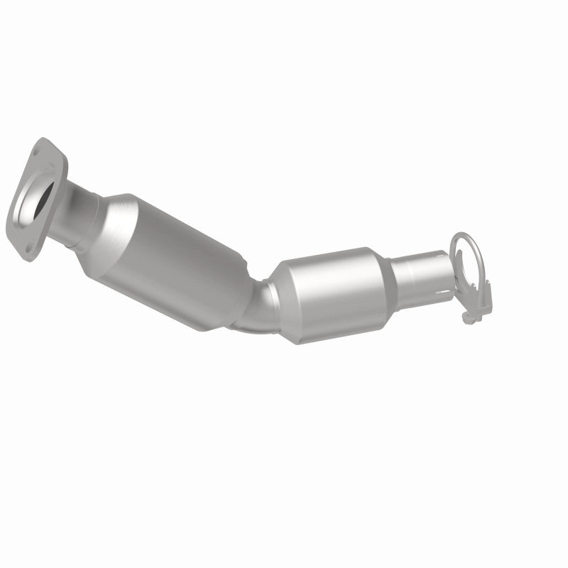 Magnaflow Conv DF 2010-2015 Prius L4 1.8 OEM Underbody Magnaflow