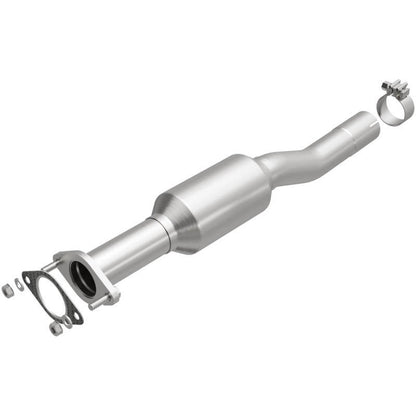 MagnaFlow 17-19 Ford Escape L4 OEM Underbody Rear Direct Fit CARB Compliant Catalytic Converter Magnaflow