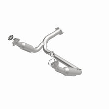 Load image into Gallery viewer, MagnaFlow Conv DF 07-09 Chevy/GMC Silverado/Suburban/Sierra/Tahoe/Yukon - eliteracefab.com