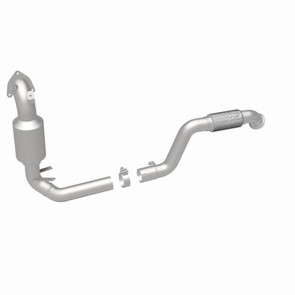 Magnaflow Conv DF 2014-2017 CLA250 L4 2 OEM Underbody Magnaflow