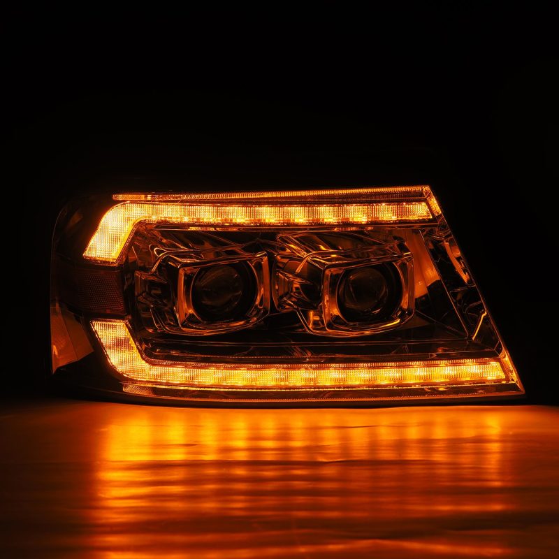 AlphaRex 880132 06-08 Lincoln Mark LT LUXX-Series LED Projector headlights Black w/ Sequential Signal