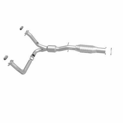 MagnaFlow Conv DF 00-04 Chevy S10 Pickup 4.3L 2WD A/T / 00-04 GMC Sonoma 4.3L 2WD A/T Magnaflow