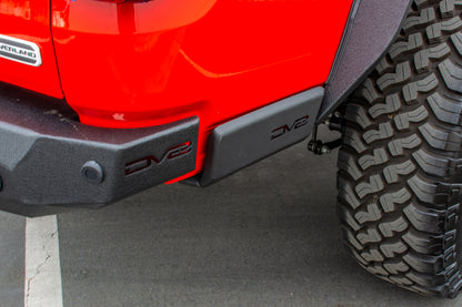 DV8 Offroad 2019+ Jeep Gladiator Bedside Sliders - eliteracefab.com