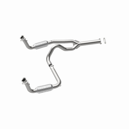 MagnaFlow Conv DF 2000 Chevrolet/GMC Express/Savana 1500/2500 5.7L to 8500 GVW Magnaflow