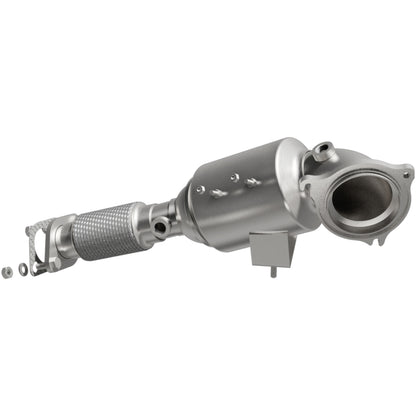 MagnaFlow Converter Direct Fit 14-17 Ford Fiesta 1.6L Magnaflow