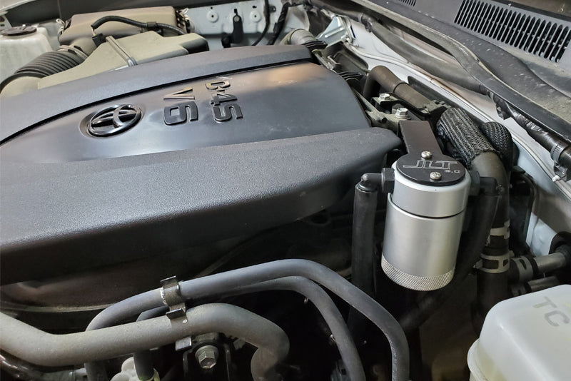 J&L 2016+ Toyota Tacoma 3.5L Driver Side Oil Separator 3.0 - Clear Anodized - eliteracefab.com