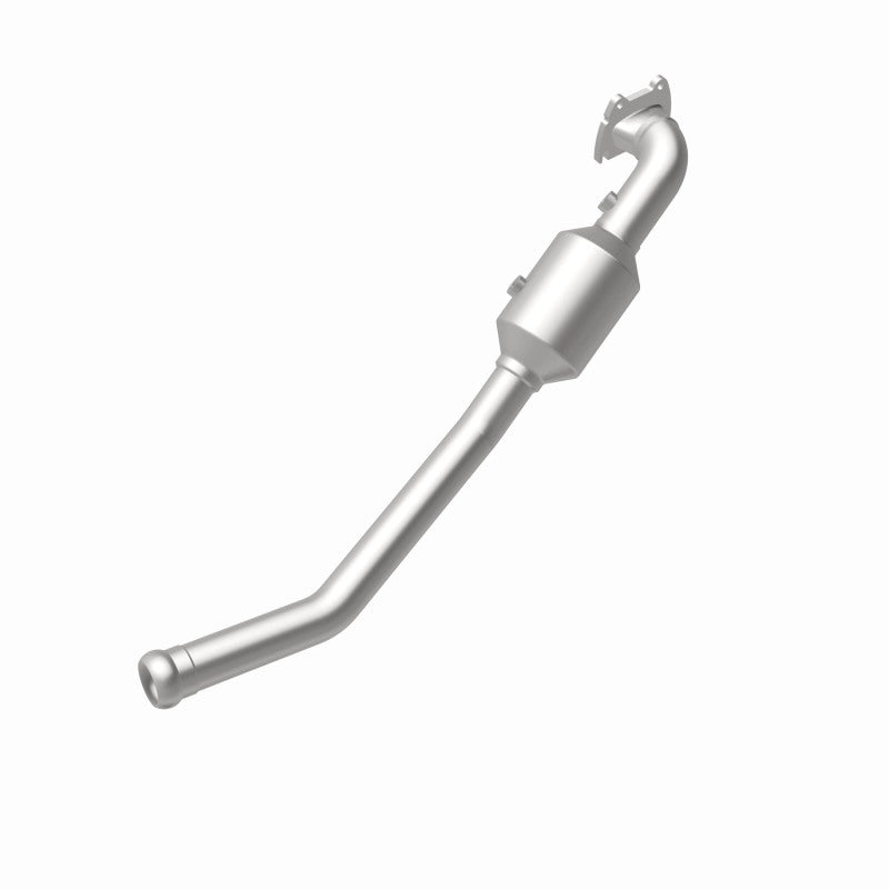 MagnaFlow Converter Direct Fit 13-18 Dodge Durango 3.6L V6 / 13-18 Jeep Grand Cherokee 3.6L V6 Magnaflow