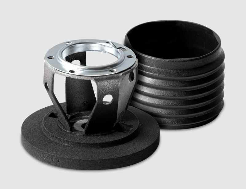 Momo 83-88 Nissan Steering Wheel Hub Adapter 3507 MOMO
