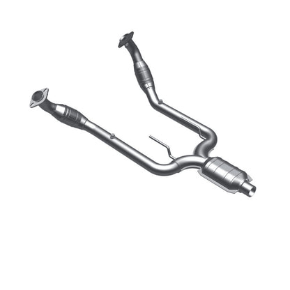 MagnaFlow Conv DF Thunderbird-Cougar 95-96 Magnaflow