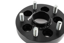 Load image into Gallery viewer, Perrin Wheel Adapter 25mm Bolt-On Type 5x100 to 5x114.3 w/ 56mm Hub (Set of 2) - eliteracefab.com