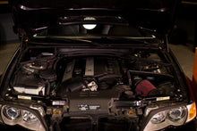 Load image into Gallery viewer, Mishimoto 01-06 BMW 330i 3.0L Performance Air Intake - eliteracefab.com