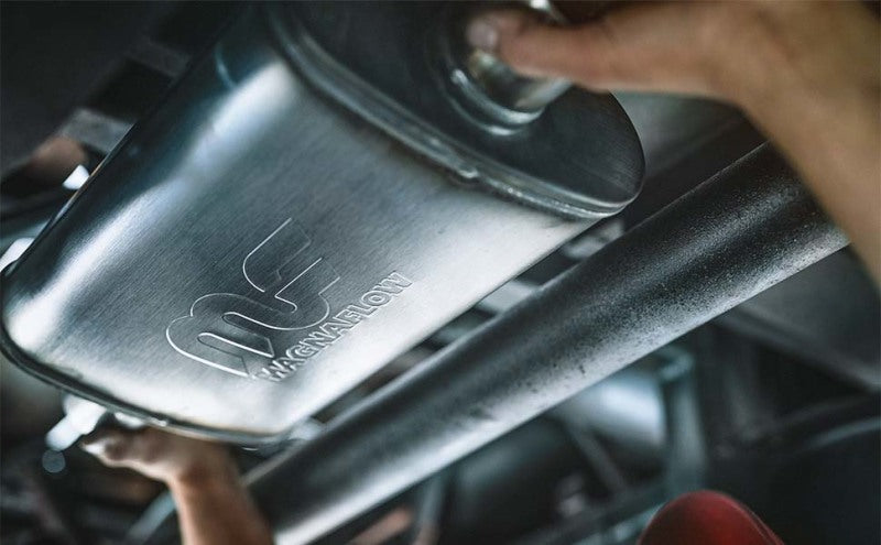 MagnaFlow Muffler Mag SS 18X5X8 2X2 C/C Magnaflow