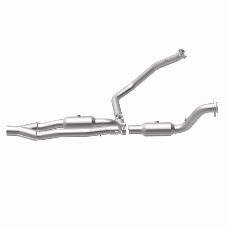 MagnaFlow 2012 Ram 1500 Tradesman HD V8 5.7L OEM Underbody Direct-Fit Catalytic Converter Magnaflow