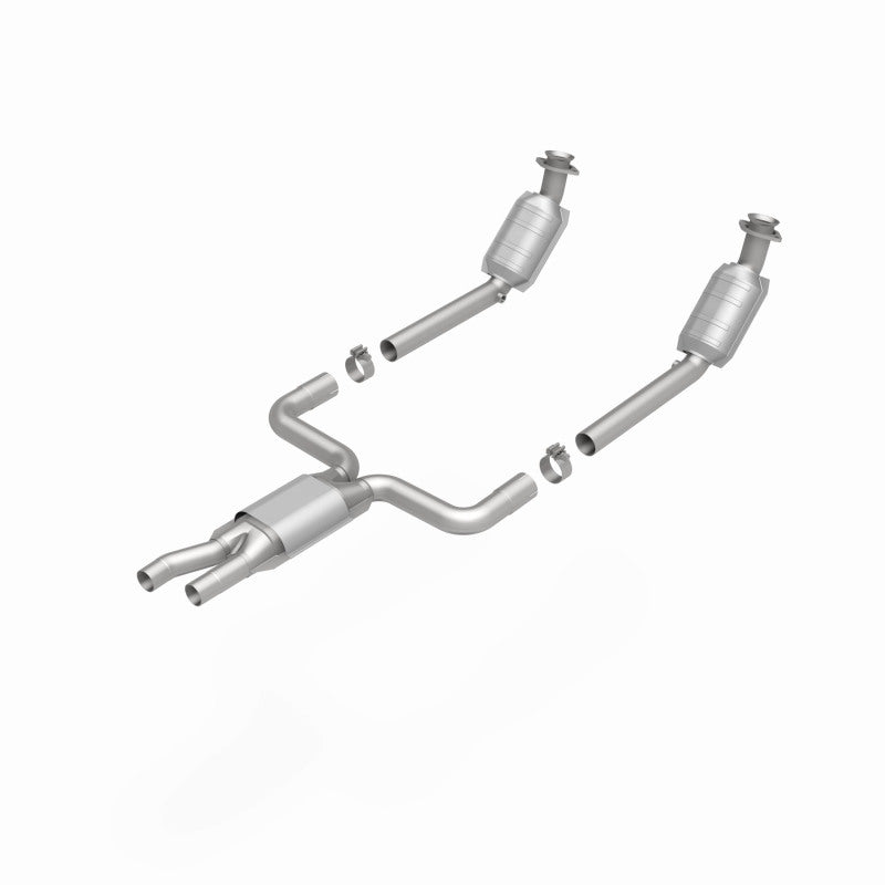 MagnaFlow Direct fit Catalytic Converter, Lincoln 03-06 8 3.9L; Y Pope Assy Magnaflow