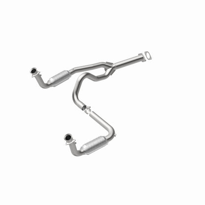 MagnaFlow Conv DF 2000 Chevrolet/GMC Express/Savana 1500/2500 5.7L to 8500 GVW Magnaflow