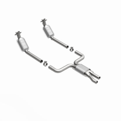 MagnaFlow Direct fit Catalytic Converter, Lincoln 03-06 8 3.9L; Y Pope Assy Magnaflow