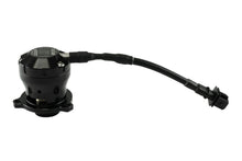 Load image into Gallery viewer, Turbosmart Kompact EM Blow Off Valve VR9 Dual Port, BMW, 3.0L N55, 1.6L N13 TS-0223-1094