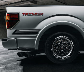 Weld S77 18x9 / 5x4.5 BP / 6.1in. BS Black Wheel (High Pad) - Non-Beadlock - eliteracefab.com