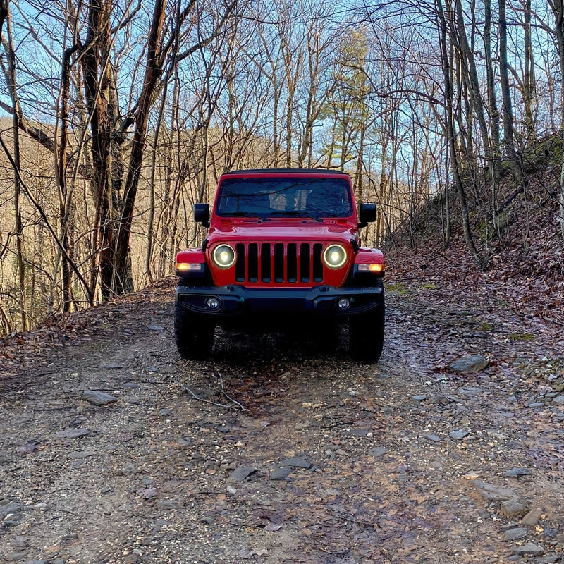 Oracle Jeep JL/Gladiator JT Oculus Switchback Bi-LED Projector Headlights - Amber/White Switchback - eliteracefab.com