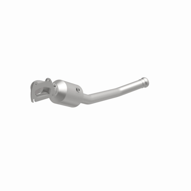 MagnaFlow Converter Direct Fit 13-18 Dodge Durango 3.6L V6 / 13-18 Jeep Grand Cherokee 3.6L V6 Magnaflow