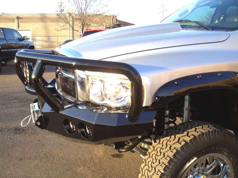 Road Armor 03-05 Dodge 2500 Stealth Front Winch Bumper w/Titan II Guard - Tex Blk Road Armor