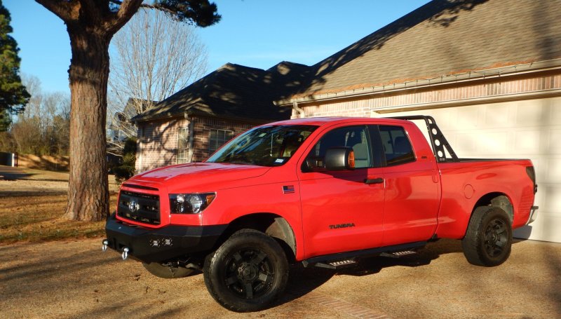 DV8 Offroad 07-13 Toyota Tundra Front Bumper - eliteracefab.com