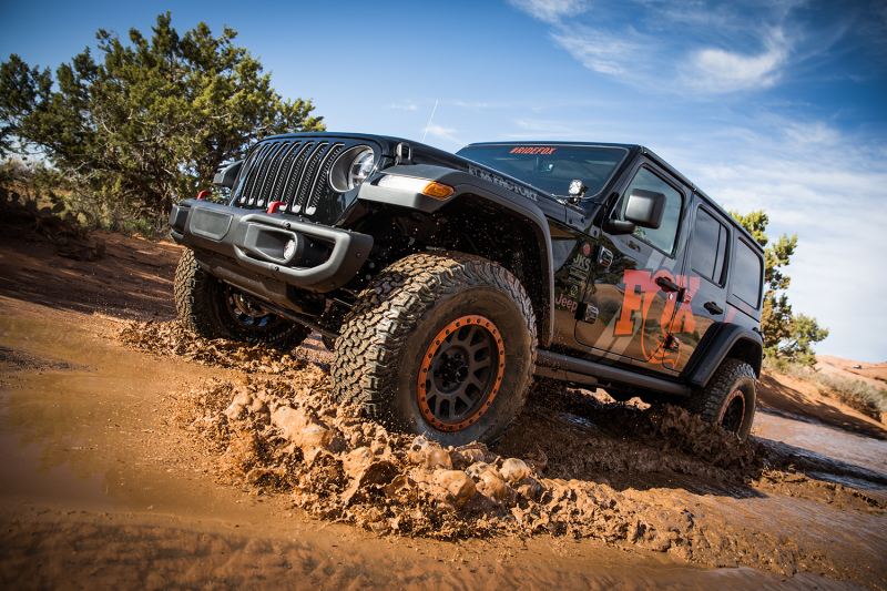 Fox 18+ Jeep JL 2.0 Factory Race Series 8.1in ATS Stabilizer 23.2in Ext Through-Shaft Axle Mount - eliteracefab.com