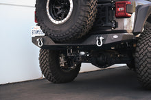 Load image into Gallery viewer, DV8 Offroad 07-21 Jeep Wrangler (JK/JL) Bolt-On Hitch w/ Lights