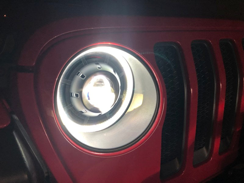 Oracle Jeep JL/Gladiator JT Oculus Switchback Bi-LED Projector Headlights - Amber/White Switchback - eliteracefab.com